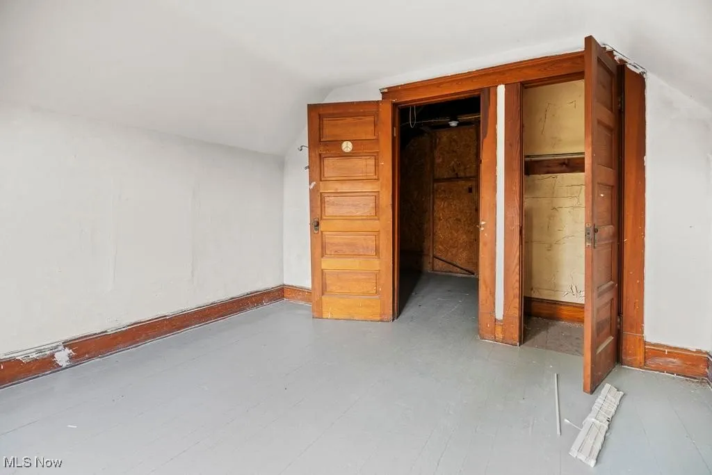 2082 W 87th Street, Cleveland, Ohio 44102,MLS Now Listing ID