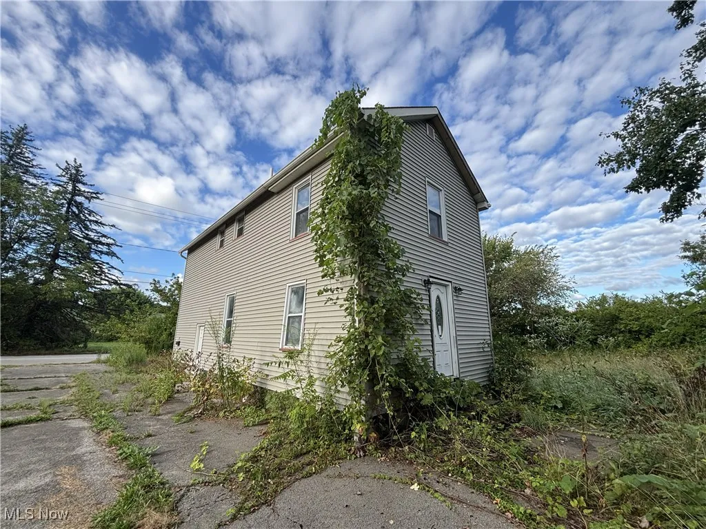 745 E Martin Street, East Palestine, Ohio 44413,MLS Now Listing ID