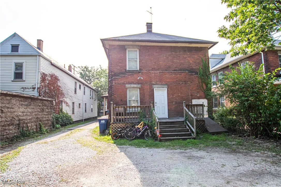 2095 Lark Street, Lakewood, Ohio 44107,MLS Now Listing ID