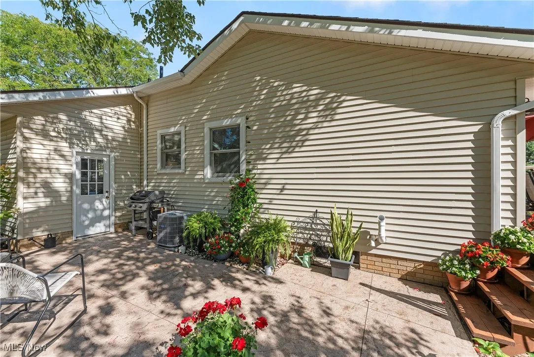 11558 Lela Avenue, Uniontown, Ohio 44685,MLS Now Listing ID