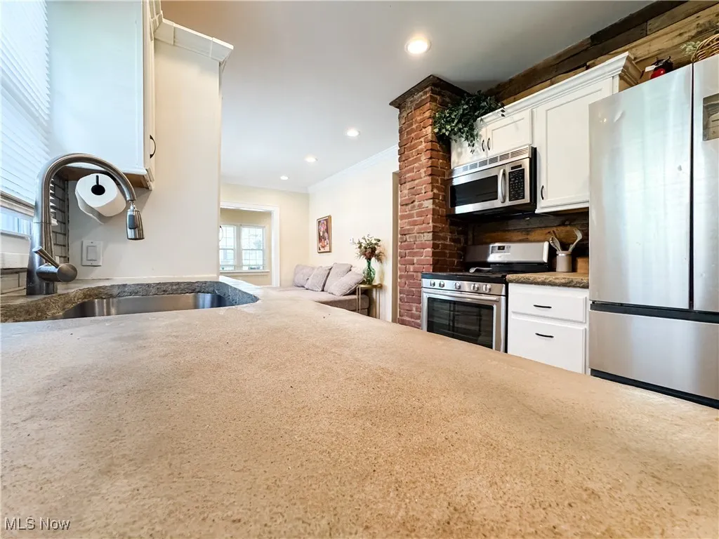 1040 Allendale Avenue, Akron, Ohio 44306,MLS Now Listing ID