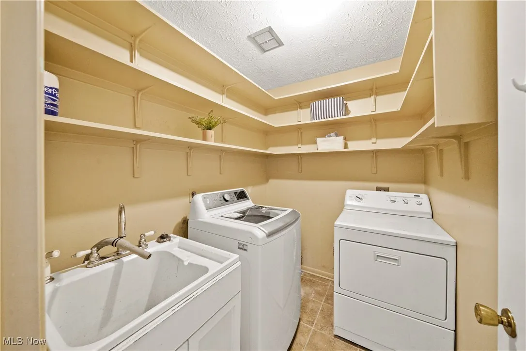 624-1 Russet Woods Court, Aurora, Ohio 44202,MLS Now Listing ID
