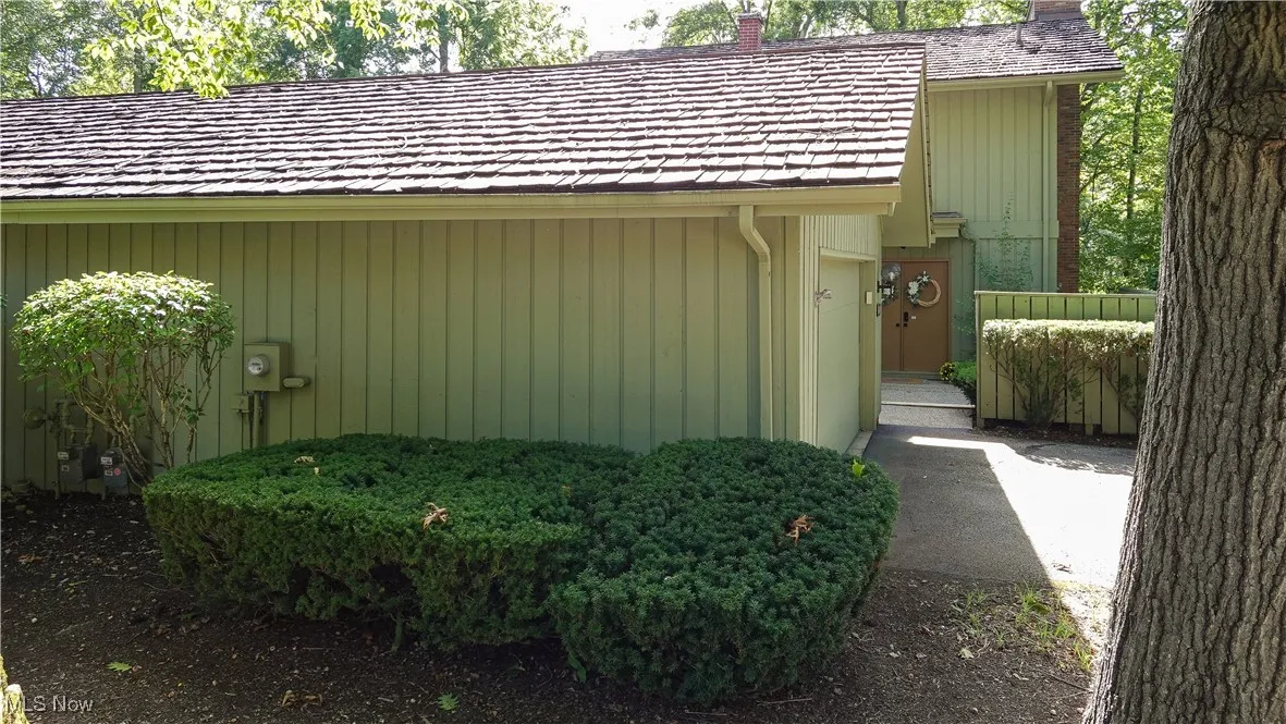 624-1 Russet Woods Court, Aurora, Ohio 44202,MLS Now Listing ID