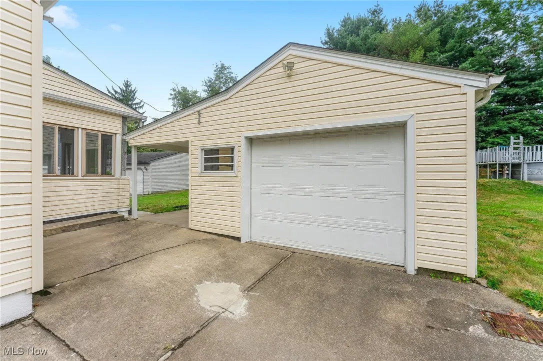 239 Elmwood Drive, Hubbard, Ohio 44425,MLS Now Listing ID