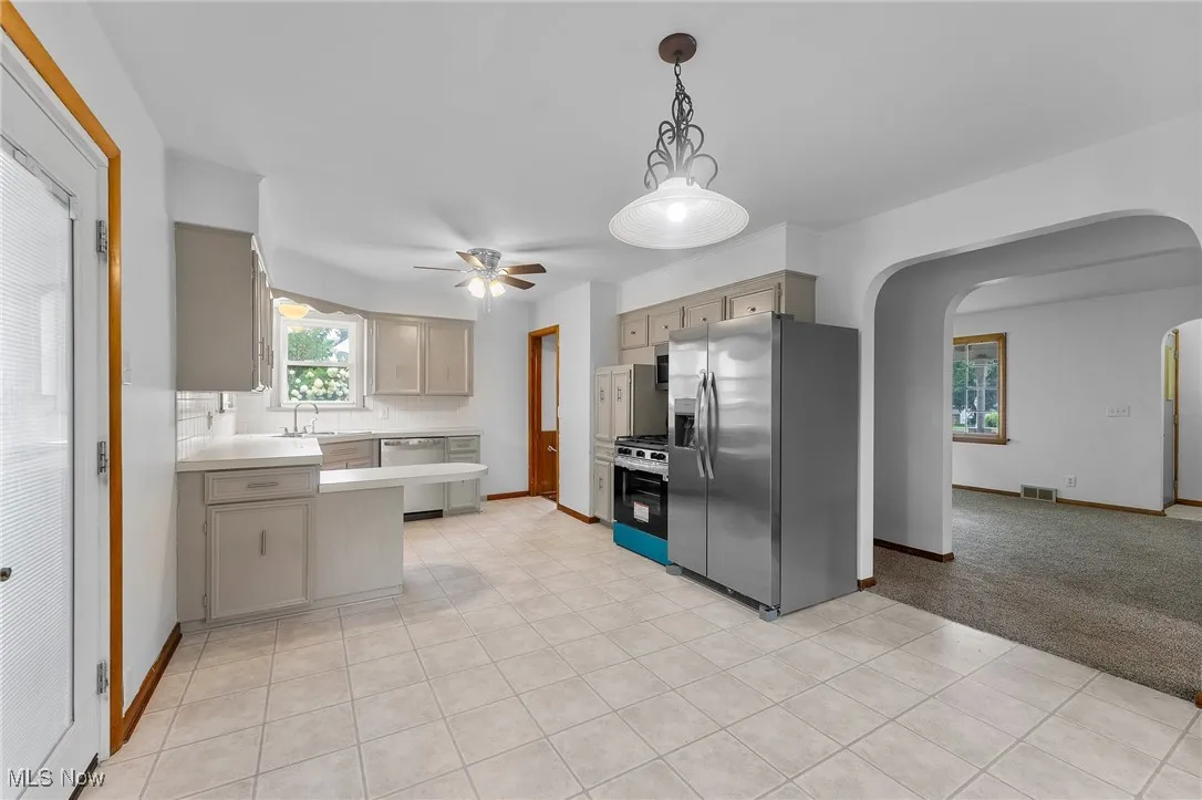 239 Elmwood Drive, Hubbard, Ohio 44425,MLS Now Listing ID