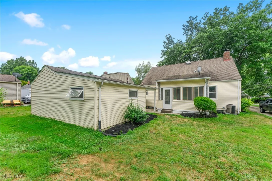 239 Elmwood Drive, Hubbard, Ohio 44425,MLS Now Listing ID