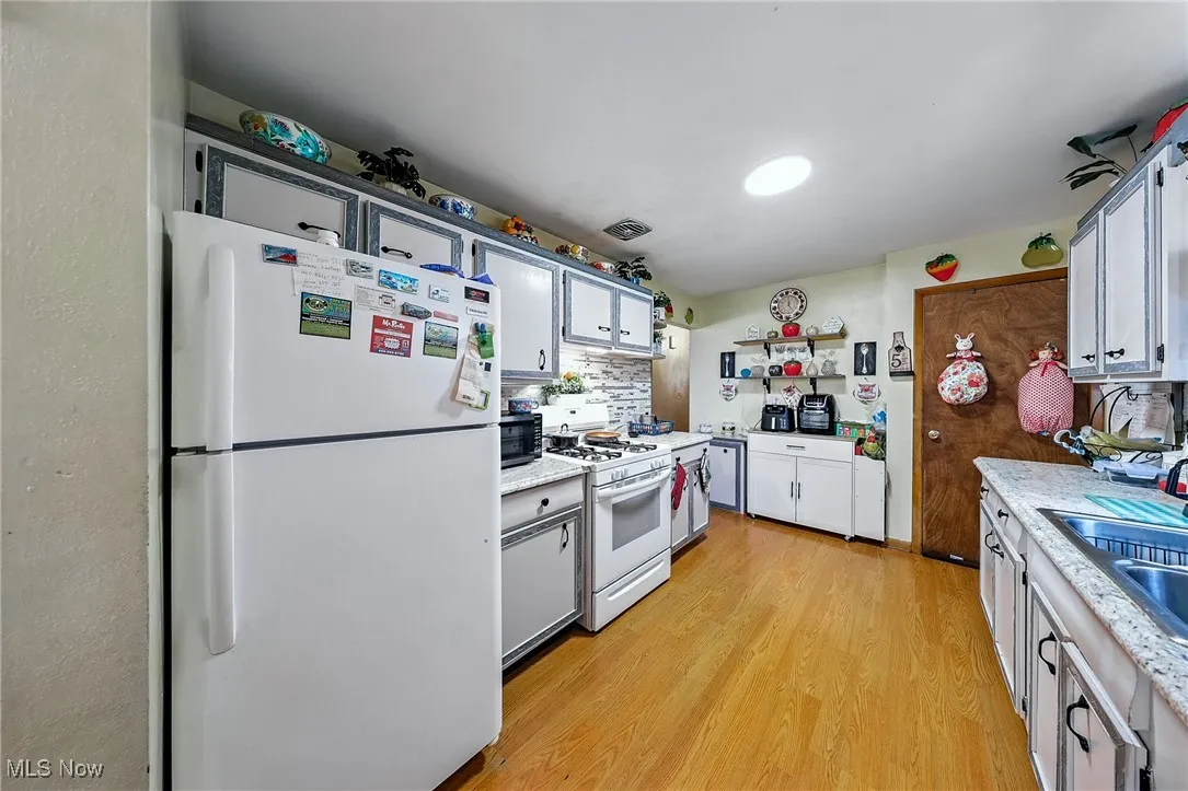 1030 W 29th Street, Lorain, Ohio 44052,MLS Now Listing ID