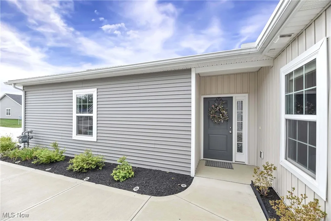 258 Silver Spring Circle, Elyria, Ohio 44035,MLS Now Listing ID