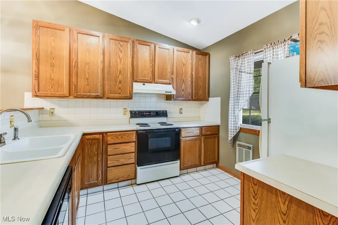 817 Park Avenue, Salem, Ohio 44460,MLS Now Listing ID