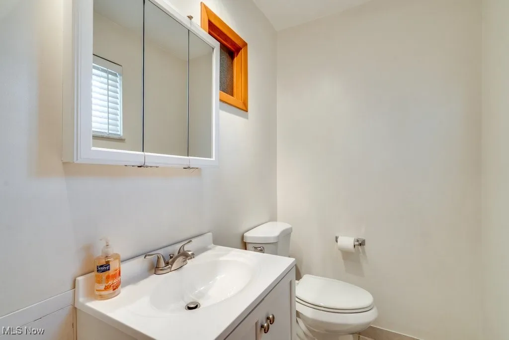 Primary half bath