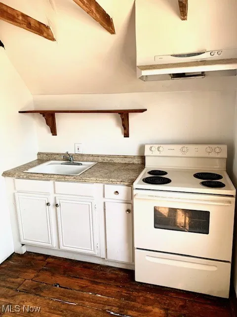 third floor unit