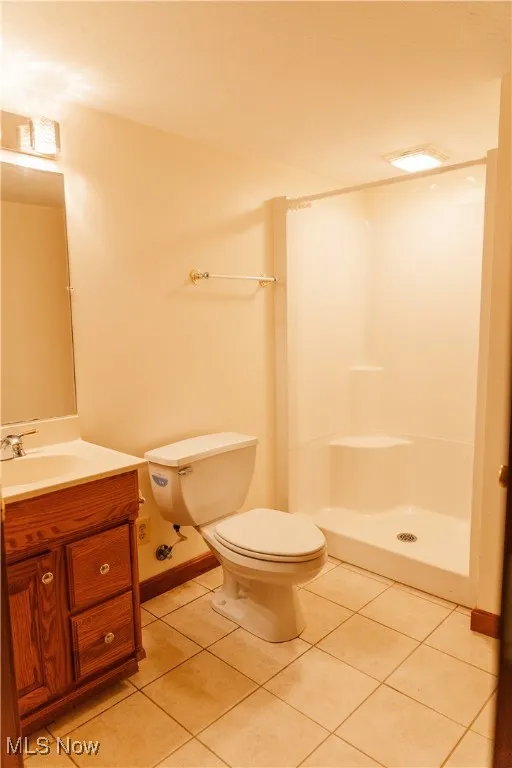 LL Full Bathroom
