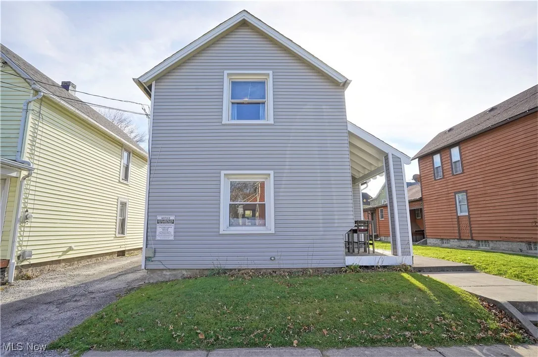312 Torrey, front