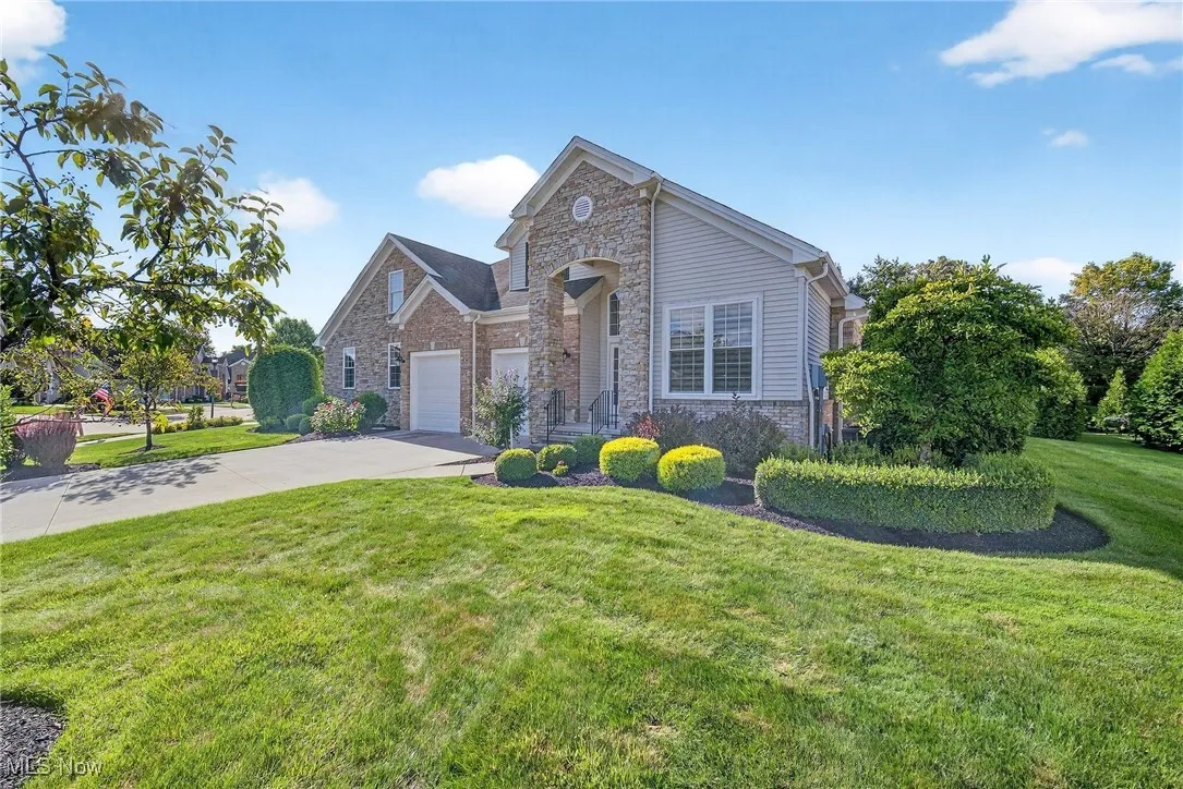 397 E Inverness Drive, Highland Heights, Ohio 44143,MLS Now Listing ID