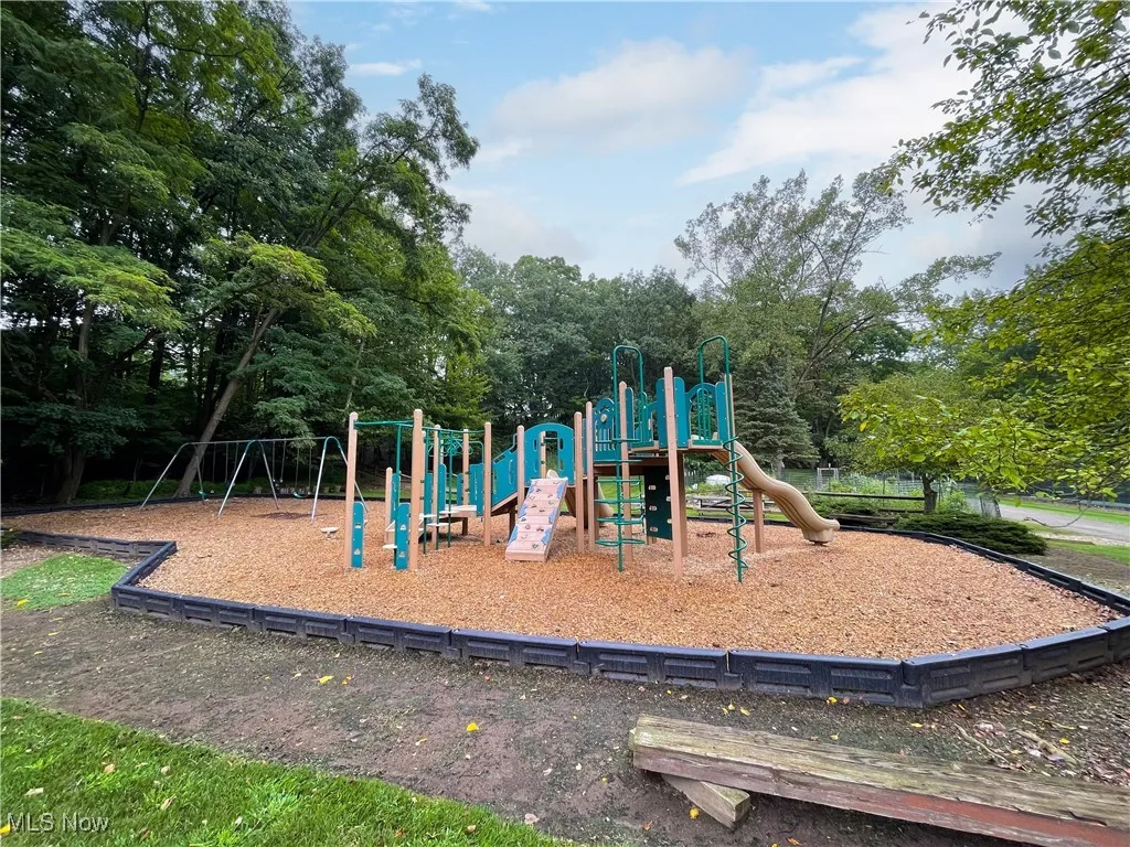 12101 The Bluffs, Strongsville, Ohio 44136,MLS Now Listing ID