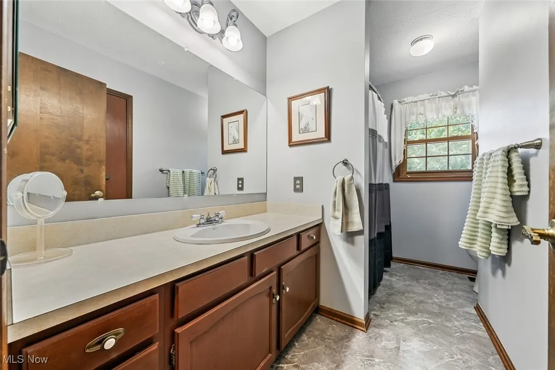 2585 Stony Hill Road, Hinckley, Ohio 44233,MLS Now Listing ID