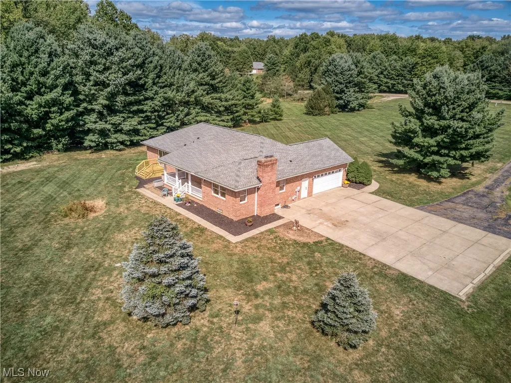 Aerial view of property and surrounding area