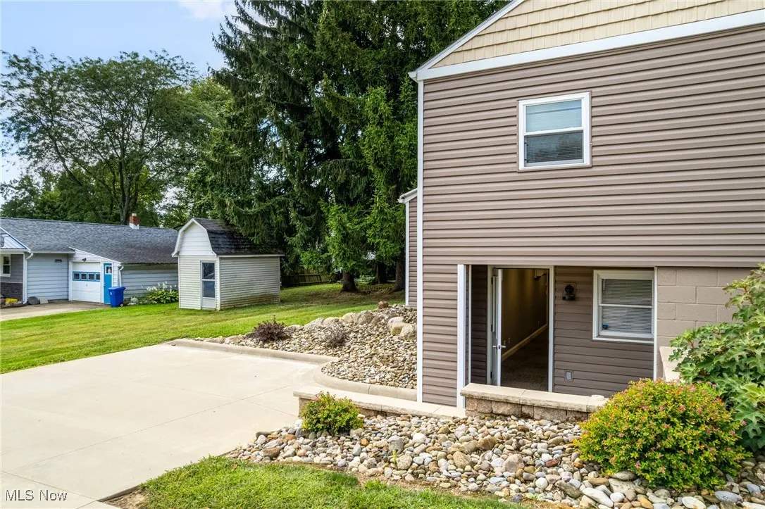 1109 Eastern Avenue, Ashland, Ohio 44805,MLS Now Listing ID