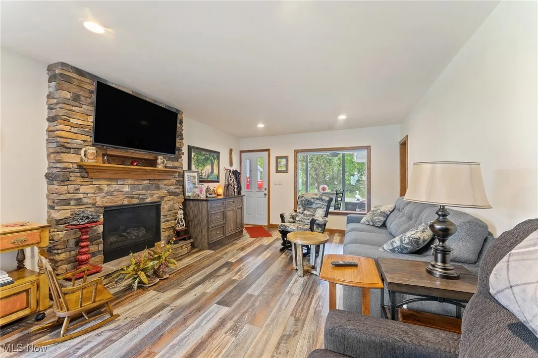57 Belle Vista Avenue, Hubbard, Ohio 44425,MLS Now Listing ID