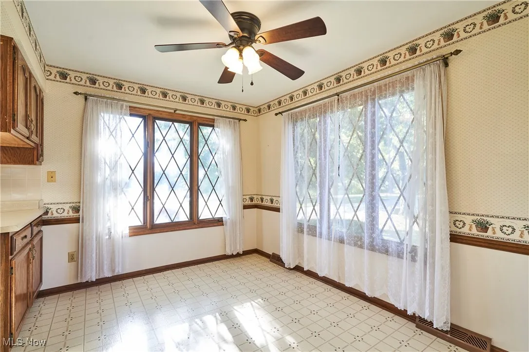 Kitchen with dinette eating area