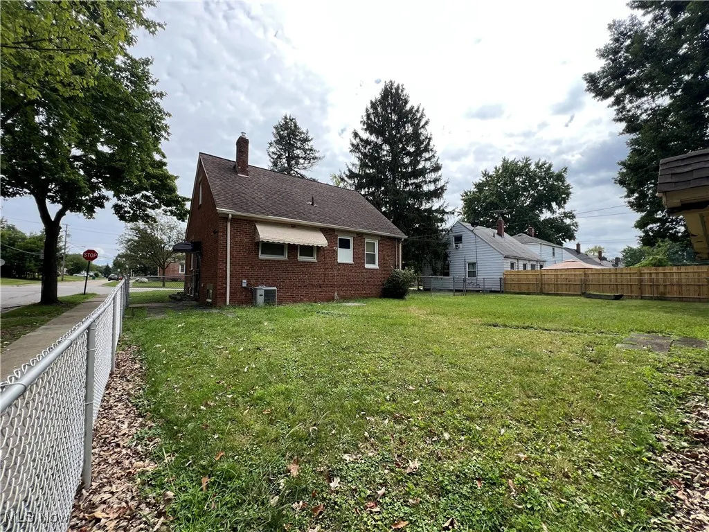 5572 South Boulevard, Maple Heights, Ohio 44137,MLS Now Listing ID