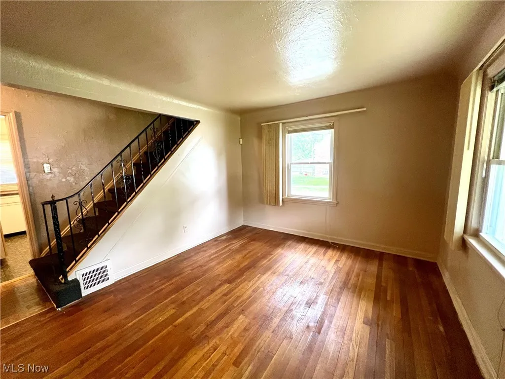 5572 South Boulevard, Maple Heights, Ohio 44137,MLS Now Listing ID