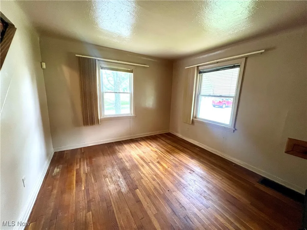 5572 South Boulevard, Maple Heights, Ohio 44137,MLS Now Listing ID