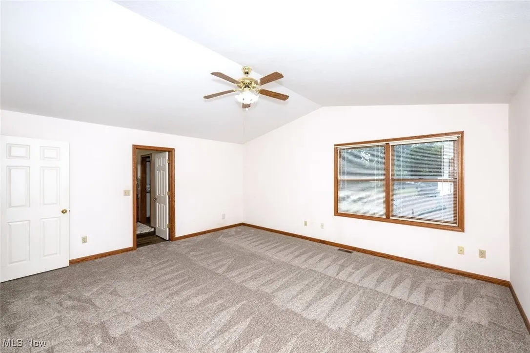 *MASTER BEDROOM W/NEW GREY CARPET 2025, VAULTED CEILING, BABY ROOM ATTACHED (ALSO HALLWAY ACCESS), ENSUITE FULL MASTER BATHROOM W/NEW LUXURY PLANK FLOORING 2025, JETTED TUB, GRANITE COUNTERTOPS, HIS/HER SINKS, WALK IN CLOSET, SEPARATE SHOWER