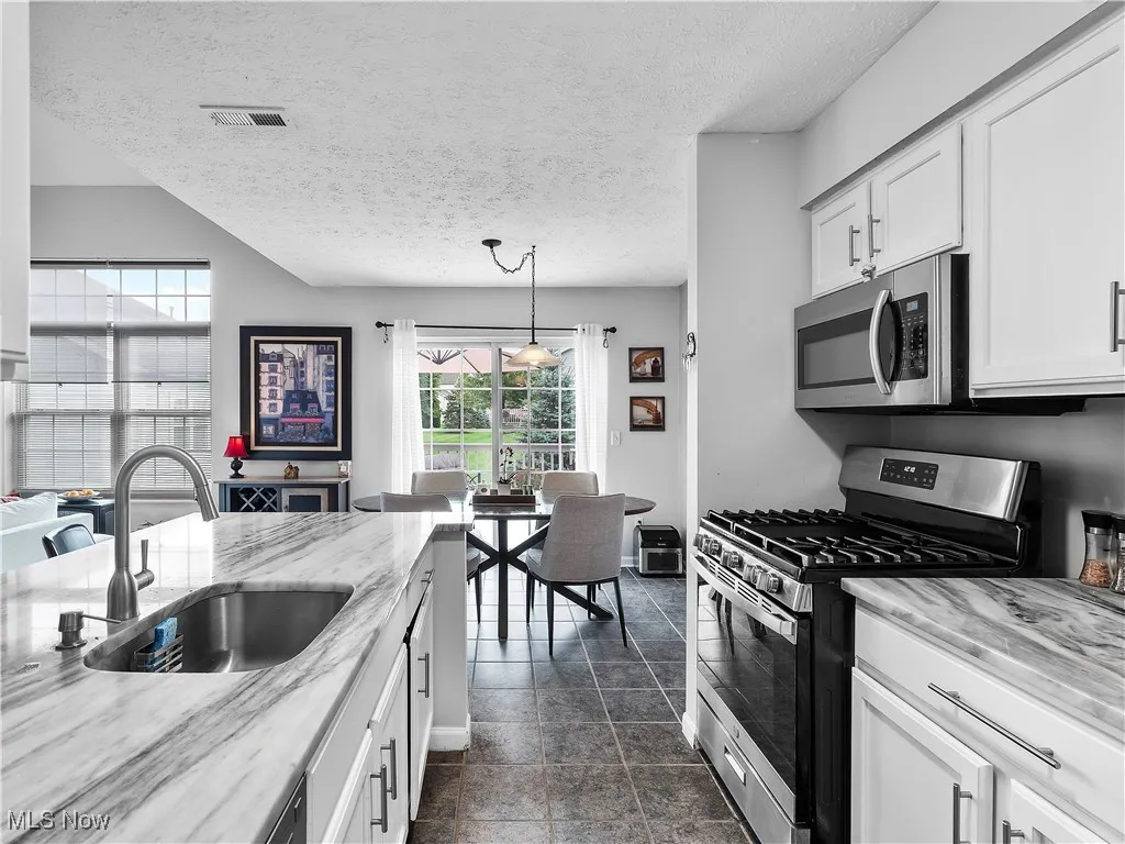 6809 Meadow Lane, Middleburg Heights, Ohio 44130,MLS Now Listing ID