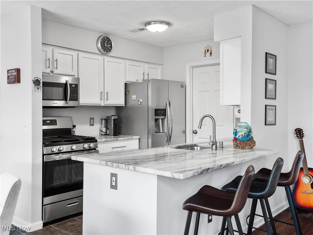 6809 Meadow Lane, Middleburg Heights, Ohio 44130,MLS Now Listing ID