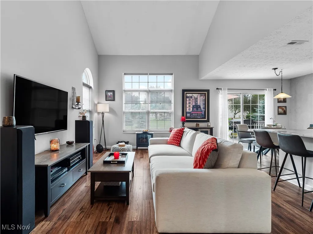 6809 Meadow Lane, Middleburg Heights, Ohio 44130,MLS Now Listing ID