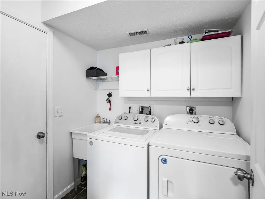 6809 Meadow Lane, Middleburg Heights, Ohio 44130,MLS Now Listing ID