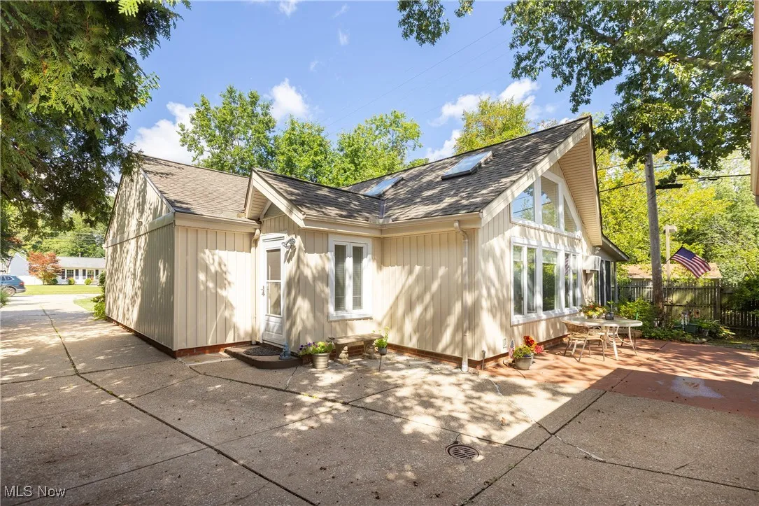 401 Columbia Road, Bay Village, Ohio 44140,MLS Now Listing ID