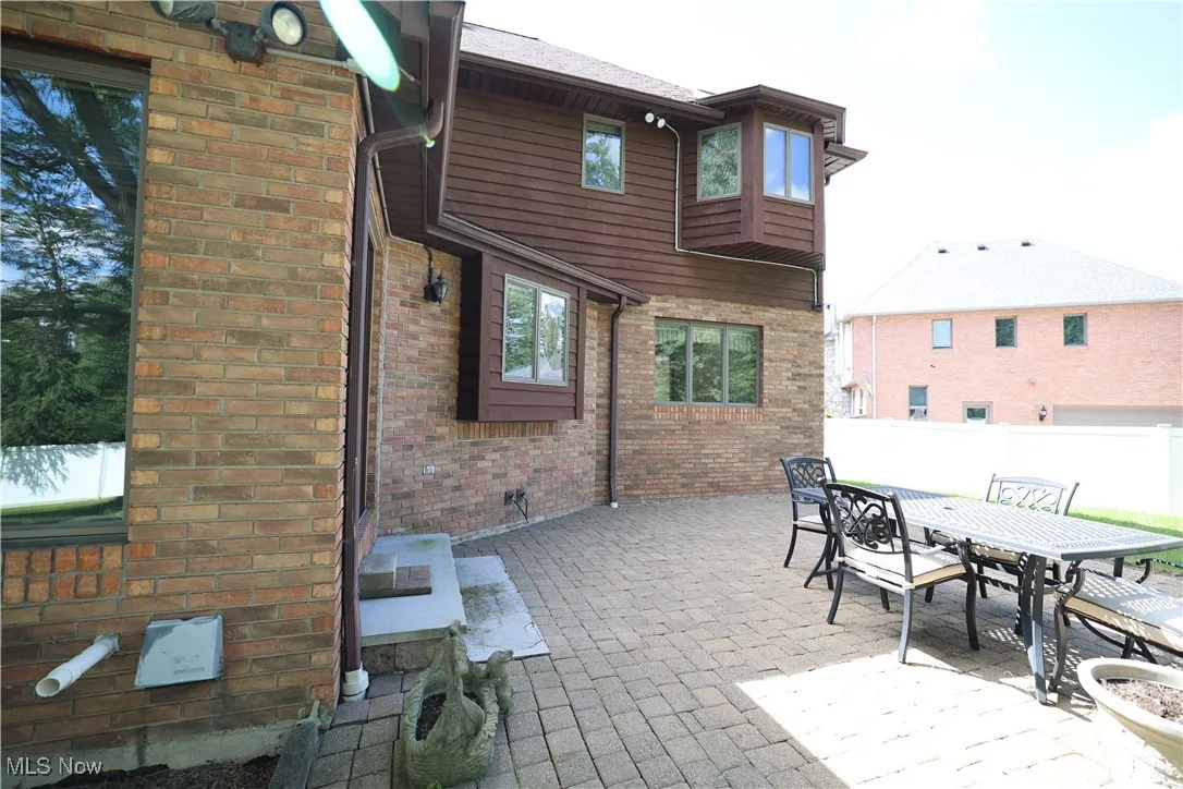 View of patio / terrace with outdoor dining area
