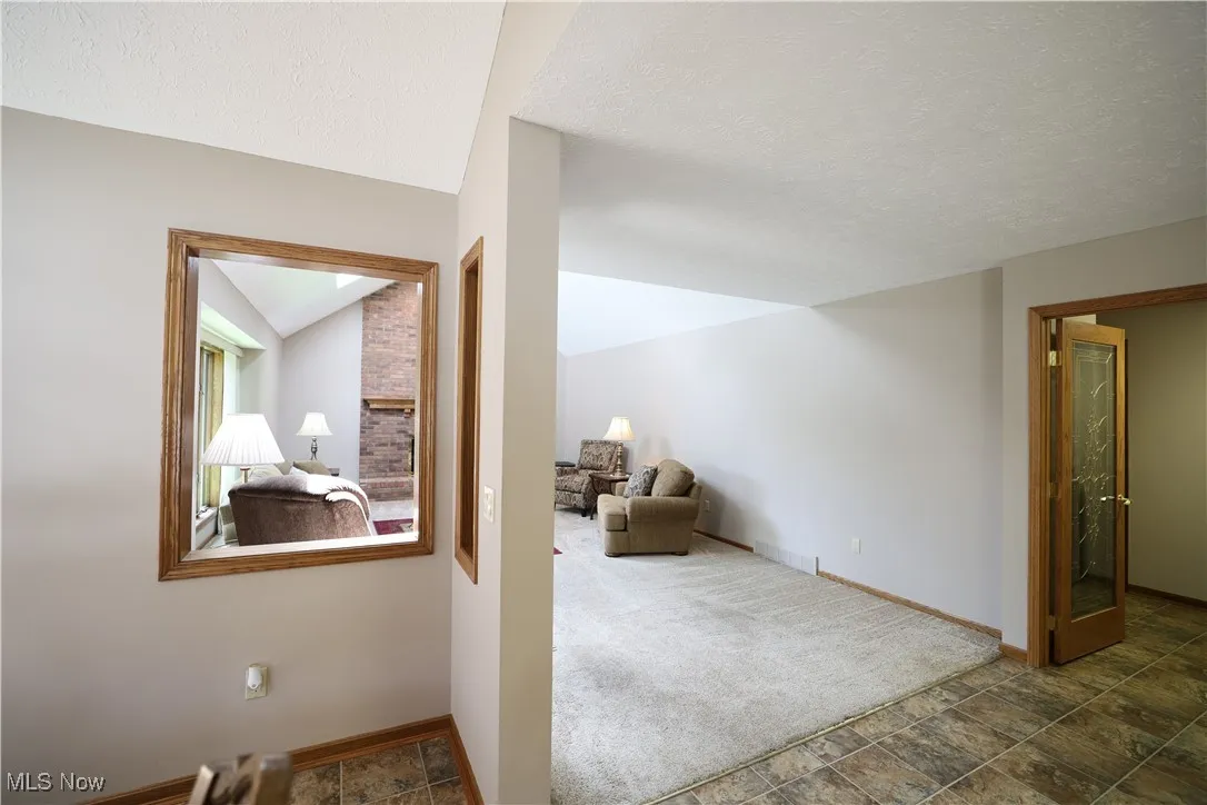 entry to family room off the kitchen