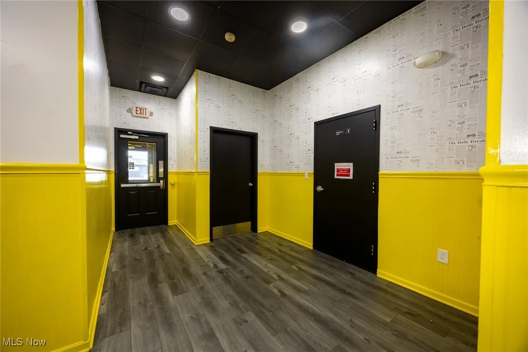 Building lobby with wainscoting
