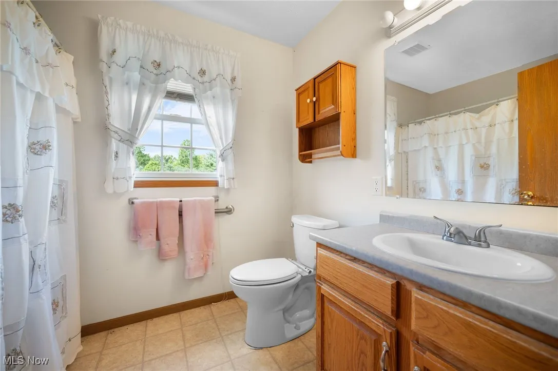 232 Bayview Drive, Cortland, Ohio 44410,MLS Now Listing ID