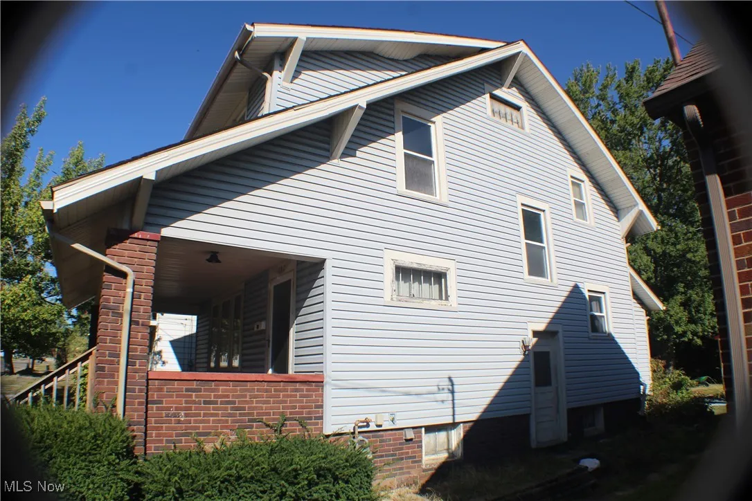 View of side of property