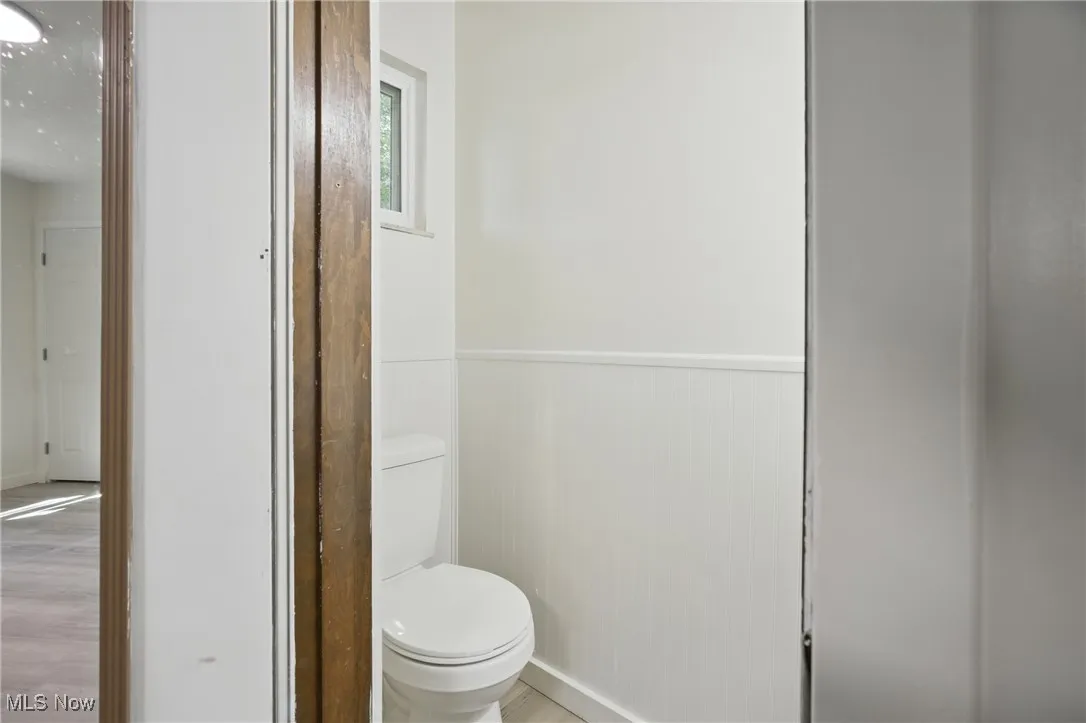 primary bedroom half bath
