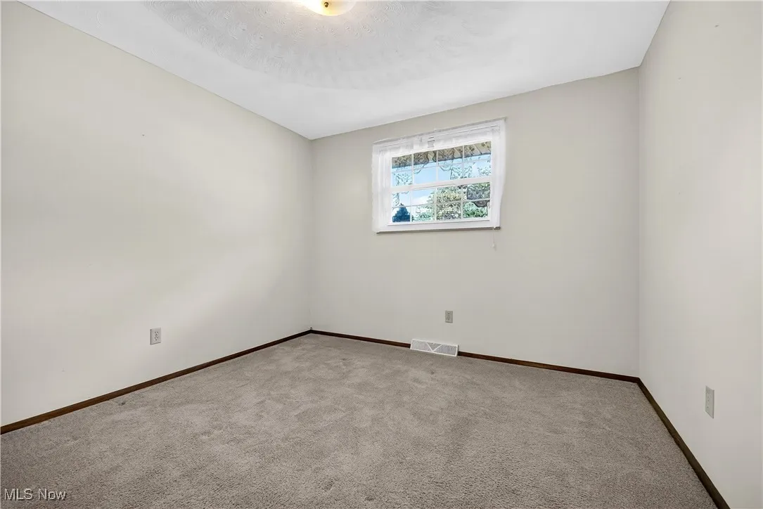 4061 Kenyon Avenue, Lorain, Ohio 44053,MLS Now Listing ID