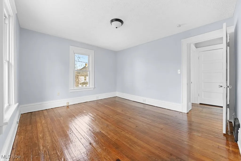 bedroom 2/4