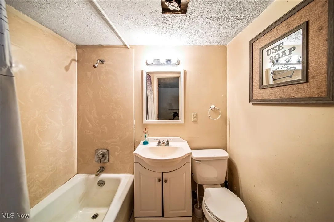 6600 Vrooman Road, Painesville, Ohio 44077,MLS Now Listing ID