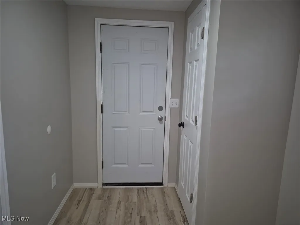 100 Chaucer Court, Elyria, Ohio 44035,MLS Now Listing ID