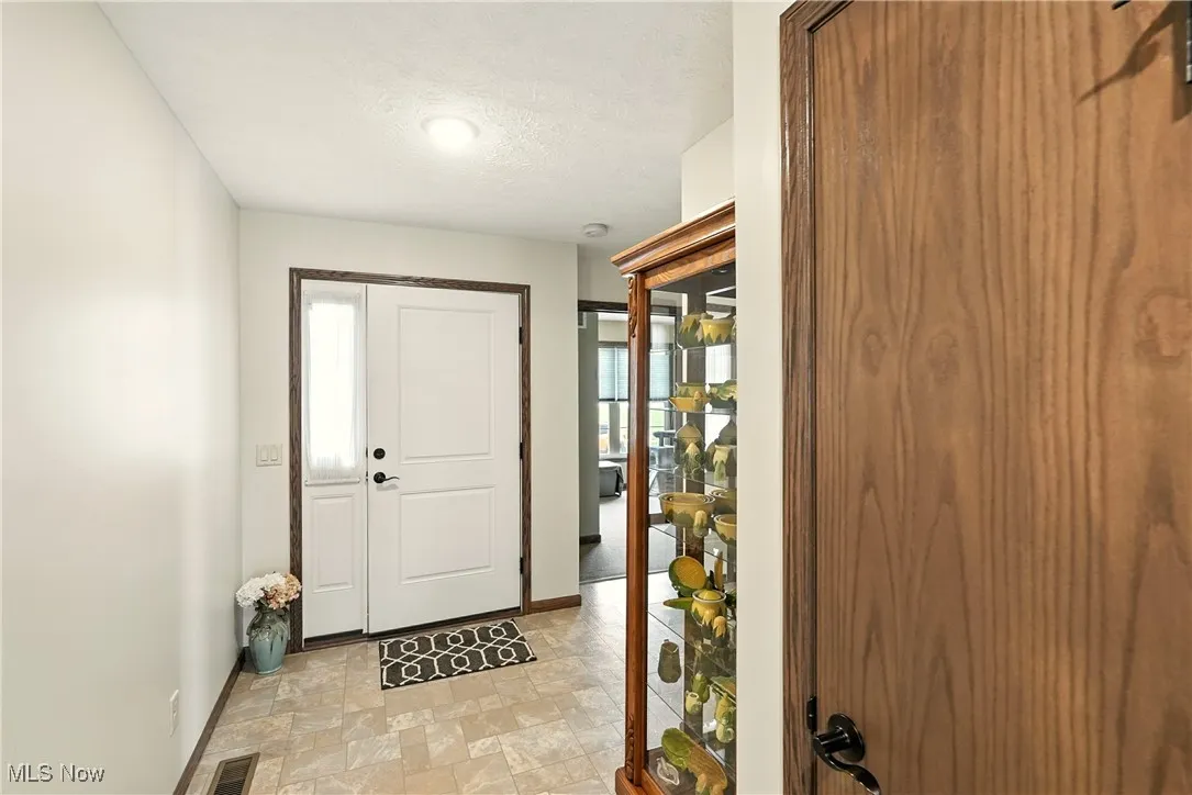 5239 Monroe Square, Barberton, Ohio 44203,MLS Now Listing ID
