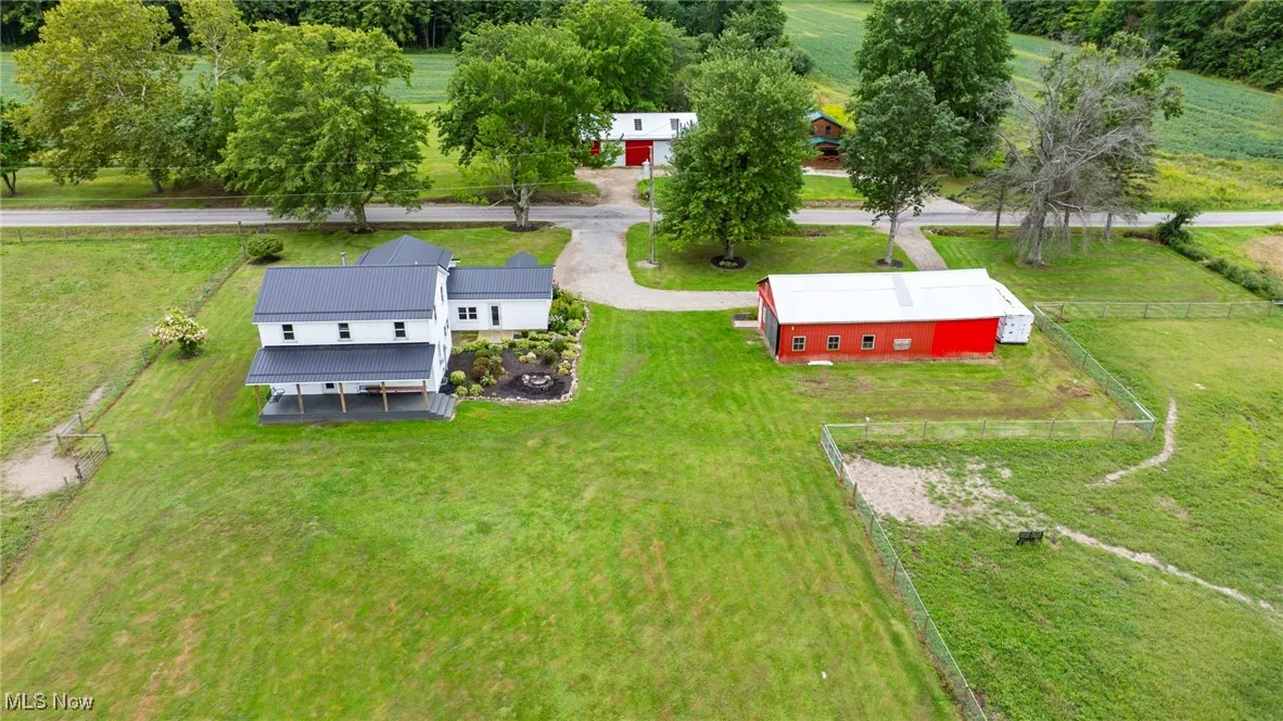 Aerial view of property and surrounding area