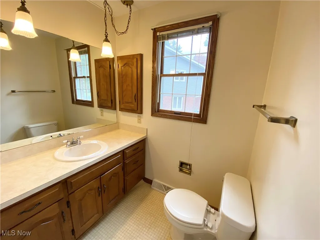 201 NE Parkhill Drive, Sugarcreek, Ohio 44681,MLS Now Listing ID