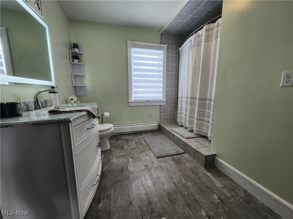 Full bathroom