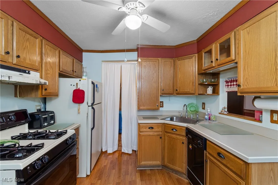 Kitchen with gas stove