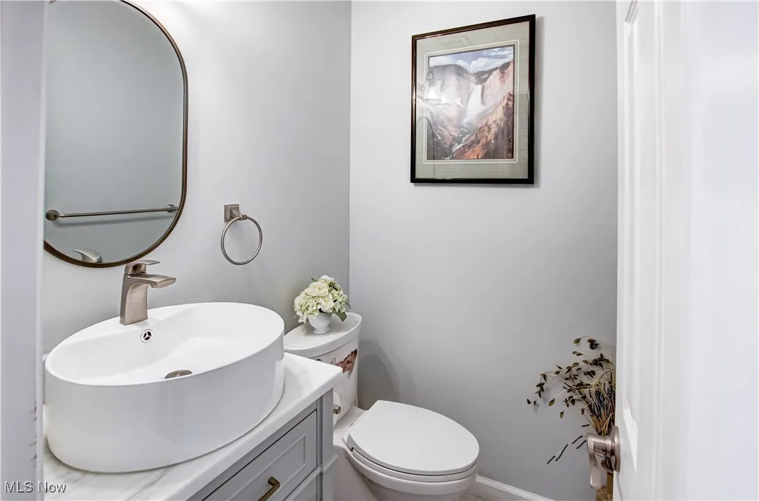 34675 Oak Tree Drive, Willoughby, Ohio 44094,MLS Now Listing ID