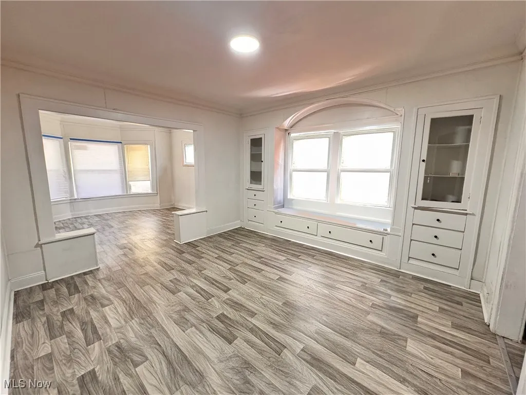 9208 Pierpont Avenue, Cleveland, Ohio 44108,MLS Now Listing ID